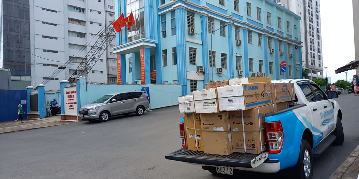 may lanh panasonic giao hang-10