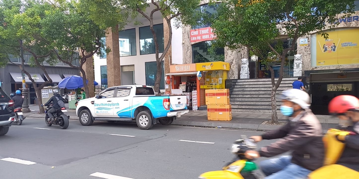 z3676051930823 a83e776fd6fdcc49b186d7d706f304f8