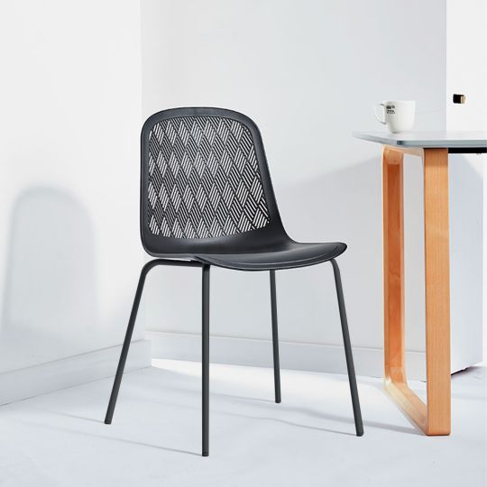 Ghế nhựa chân sắt cho nhà hàng 30300A