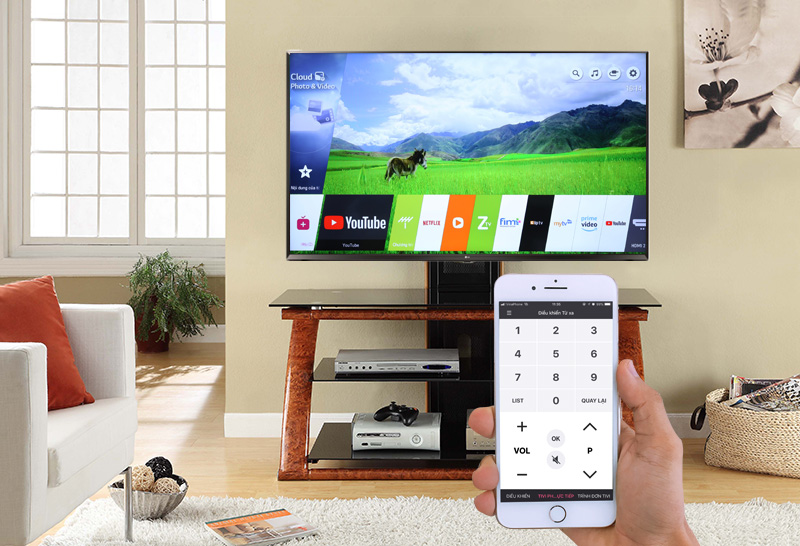 Smart Tivi LG 4K 65 inch 65UK6100PTA